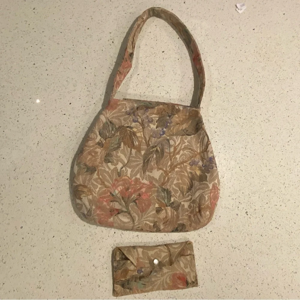N/A elegant floral